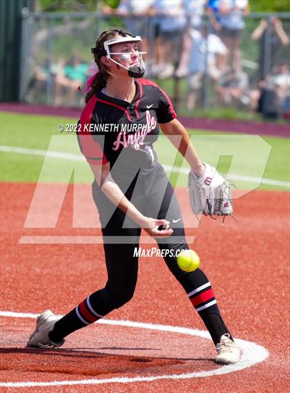 Thumbnail 1 in Iowa Park vs Argyle (UIL 4A Region I Regional Final) photogallery.