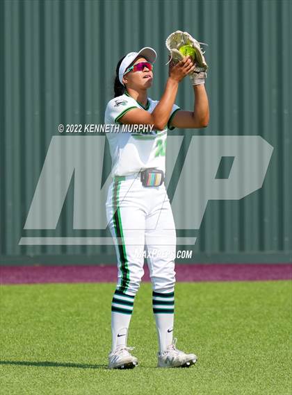 Thumbnail 1 in Iowa Park vs Argyle (UIL 4A Region I Regional Final) photogallery.