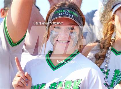 Thumbnail 3 in Iowa Park vs Argyle (UIL 4A Region I Regional Final) photogallery.