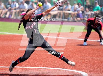 Thumbnail 1 in Iowa Park vs Argyle (UIL 4A Region I Regional Final) photogallery.
