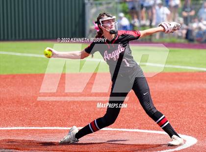 Thumbnail 2 in Iowa Park vs Argyle (UIL 4A Region I Regional Final) photogallery.