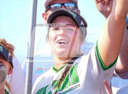 Thumbnail 2 in Iowa Park vs Argyle (UIL 4A Region I Regional Final) photogallery.