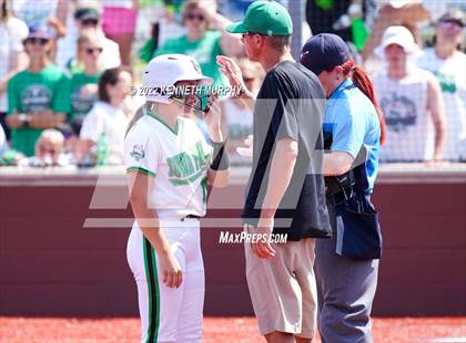Thumbnail 3 in Iowa Park vs Argyle (UIL 4A Region I Regional Final) photogallery.