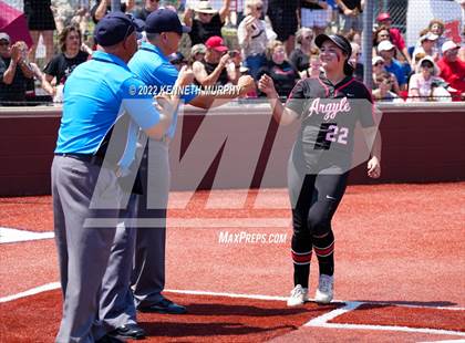 Thumbnail 2 in Iowa Park vs Argyle (UIL 4A Region I Regional Final) photogallery.