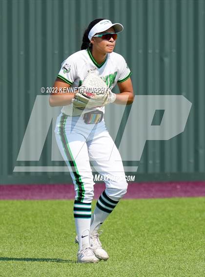 Thumbnail 1 in Iowa Park vs Argyle (UIL 4A Region I Regional Final) photogallery.