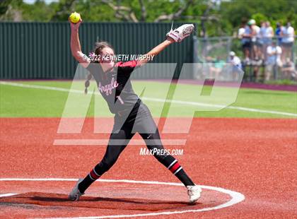 Thumbnail 3 in Iowa Park vs Argyle (UIL 4A Region I Regional Final) photogallery.