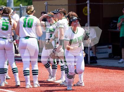 Thumbnail 3 in Iowa Park vs Argyle (UIL 4A Region I Regional Final) photogallery.