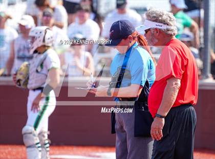 Thumbnail 2 in Iowa Park vs Argyle (UIL 4A Region I Regional Final) photogallery.