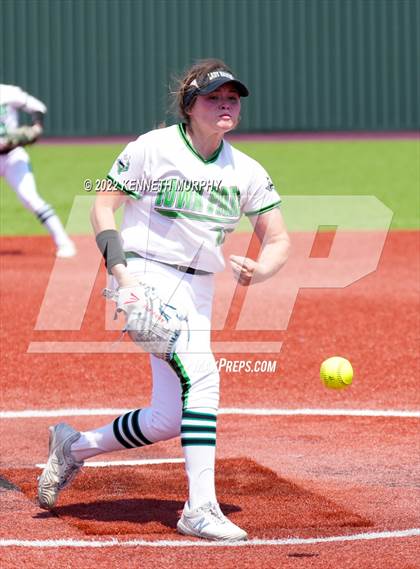 Thumbnail 1 in Iowa Park vs Argyle (UIL 4A Region I Regional Final) photogallery.