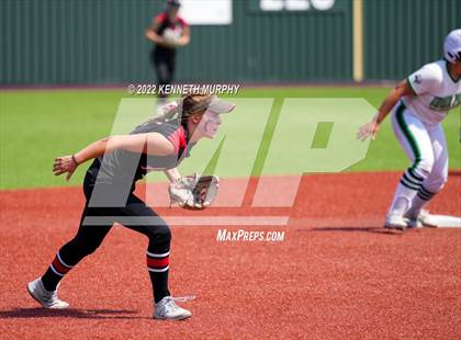 Thumbnail 2 in Iowa Park vs Argyle (UIL 4A Region I Regional Final) photogallery.