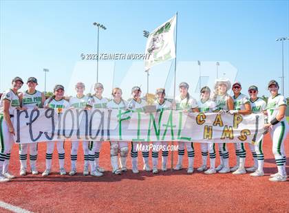 Thumbnail 1 in Iowa Park vs Argyle (UIL 4A Region I Regional Final) photogallery.