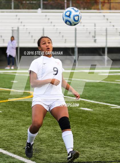 Thumbnail 1 in Timpview vs Skyline (UHSAA 4A Semifinal) photogallery.