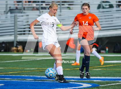 Thumbnail 1 in Timpview vs Skyline (UHSAA 4A Semifinal) photogallery.
