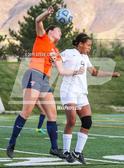 Thumbnail 3 in Timpview vs Skyline (UHSAA 4A Semifinal) photogallery.