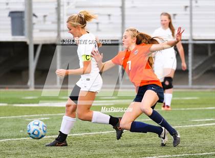 Thumbnail 2 in Timpview vs Skyline (UHSAA 4A Semifinal) photogallery.