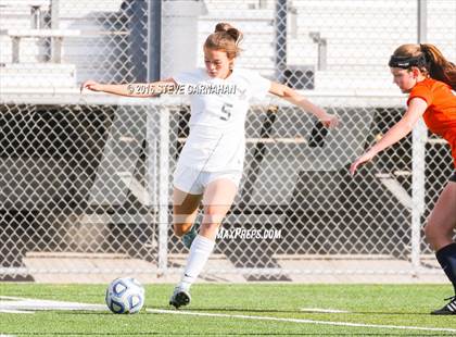 Thumbnail 3 in Timpview vs Skyline (UHSAA 4A Semifinal) photogallery.