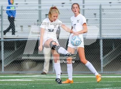 Thumbnail 2 in Timpview vs Skyline (UHSAA 4A Semifinal) photogallery.