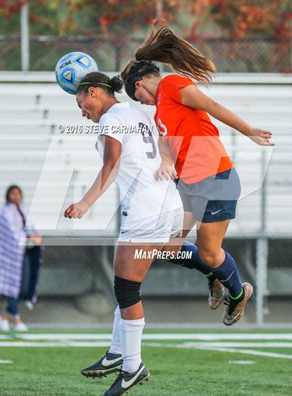 Thumbnail 3 in Timpview vs Skyline (UHSAA 4A Semifinal) photogallery.