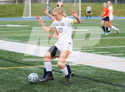 Thumbnail 3 in Timpview vs Skyline (UHSAA 4A Semifinal) photogallery.