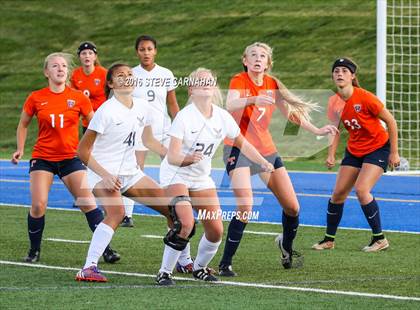 Thumbnail 3 in Timpview vs Skyline (UHSAA 4A Semifinal) photogallery.