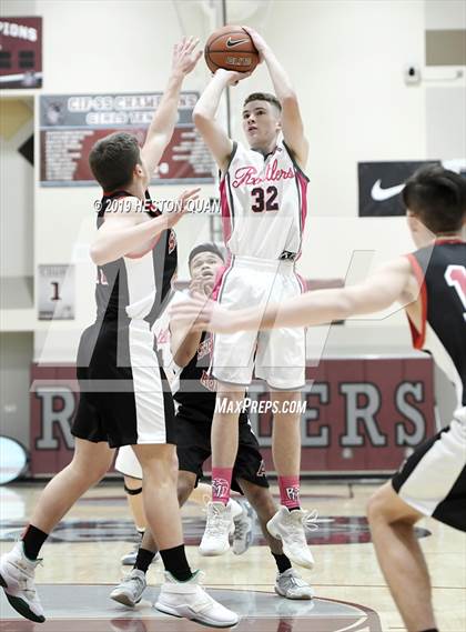 Thumbnail 3 in Rancho Mirage vs. St. Thomas Aquinas - Canada (Rancho Mirage Holiday Invitational) photogallery.