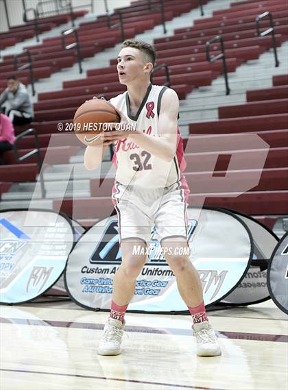 Thumbnail 2 in Rancho Mirage vs. St. Thomas Aquinas - Canada (Rancho Mirage Holiday Invitational) photogallery.