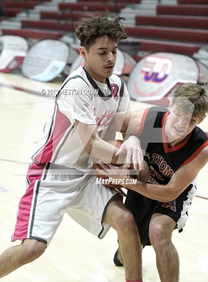 Thumbnail 1 in Rancho Mirage vs. St. Thomas Aquinas - Canada (Rancho Mirage Holiday Invitational) photogallery.
