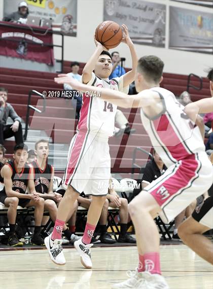 Thumbnail 2 in Rancho Mirage vs. St. Thomas Aquinas - Canada (Rancho Mirage Holiday Invitational) photogallery.