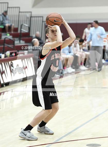 Thumbnail 3 in Rancho Mirage vs. St. Thomas Aquinas - Canada (Rancho Mirage Holiday Invitational) photogallery.