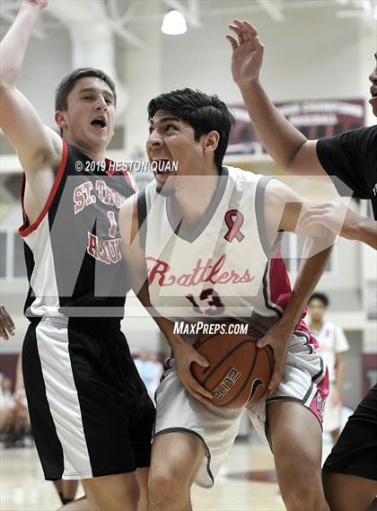 Thumbnail 2 in Rancho Mirage vs. St. Thomas Aquinas - Canada (Rancho Mirage Holiday Invitational) photogallery.