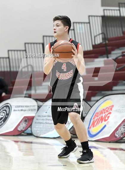 Thumbnail 2 in Rancho Mirage vs. St. Thomas Aquinas - Canada (Rancho Mirage Holiday Invitational) photogallery.