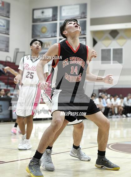 Thumbnail 1 in Rancho Mirage vs. St. Thomas Aquinas - Canada (Rancho Mirage Holiday Invitational) photogallery.