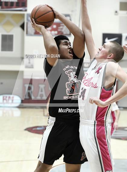 Thumbnail 3 in Rancho Mirage vs. St. Thomas Aquinas - Canada (Rancho Mirage Holiday Invitational) photogallery.