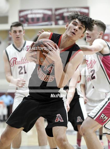 Thumbnail 1 in Rancho Mirage vs. St. Thomas Aquinas - Canada (Rancho Mirage Holiday Invitational) photogallery.