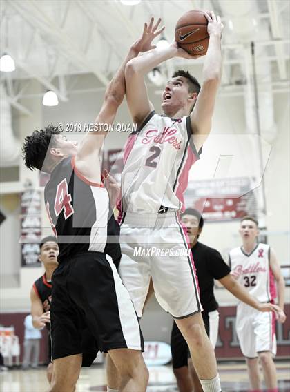 Thumbnail 2 in Rancho Mirage vs. St. Thomas Aquinas - Canada (Rancho Mirage Holiday Invitational) photogallery.