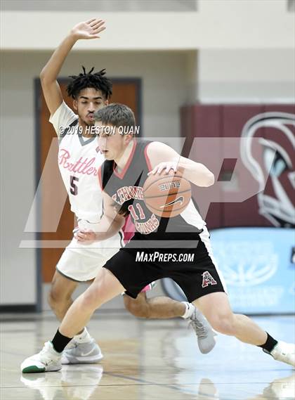 Thumbnail 2 in Rancho Mirage vs. St. Thomas Aquinas - Canada (Rancho Mirage Holiday Invitational) photogallery.