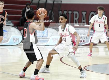 Thumbnail 2 in Rancho Mirage vs. St. Thomas Aquinas - Canada (Rancho Mirage Holiday Invitational) photogallery.