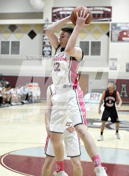 Thumbnail 3 in Rancho Mirage vs. St. Thomas Aquinas - Canada (Rancho Mirage Holiday Invitational) photogallery.