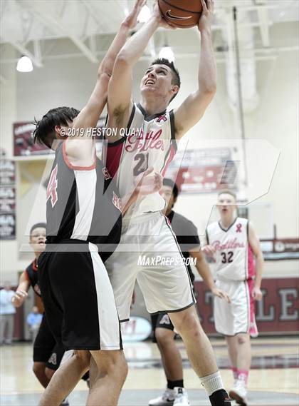Thumbnail 1 in Rancho Mirage vs. St. Thomas Aquinas - Canada (Rancho Mirage Holiday Invitational) photogallery.