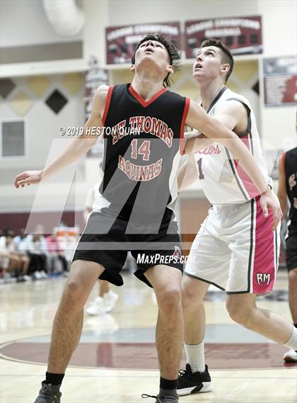 Thumbnail 2 in Rancho Mirage vs. St. Thomas Aquinas - Canada (Rancho Mirage Holiday Invitational) photogallery.