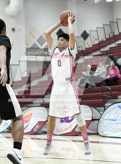 Thumbnail 2 in Rancho Mirage vs. St. Thomas Aquinas - Canada (Rancho Mirage Holiday Invitational) photogallery.