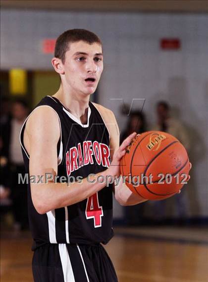 Thumbnail 2 in Punxsutawney vs. Bradford (PIAA District IX AAA Championship) photogallery.