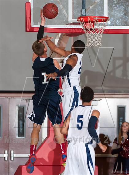 Thumbnail 3 in San Gabriel Academy vs Horizon (CIF SoCal Regional D5 Final) photogallery.