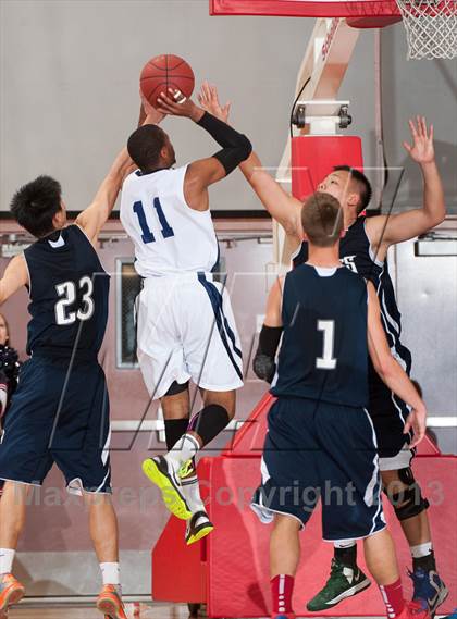 Thumbnail 2 in San Gabriel Academy vs Horizon (CIF SoCal Regional D5 Final) photogallery.