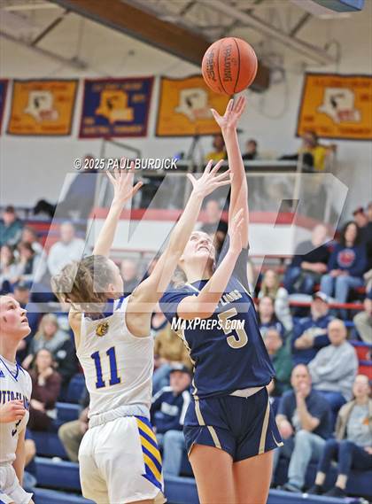 Thumbnail 3 in Clarion-Limestone @ Otto-Eldred (District 9 1A Semifinal) photogallery.