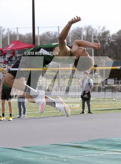 Thumbnail 1 in Capital Valley Conference 1A Meet  photogallery.