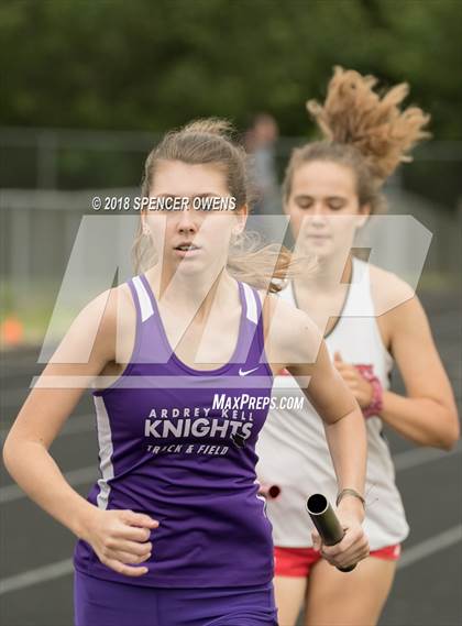 Thumbnail 3 in Butler Invitational photogallery.