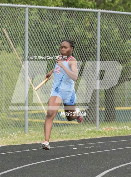 Thumbnail 3 in Butler Invitational photogallery.