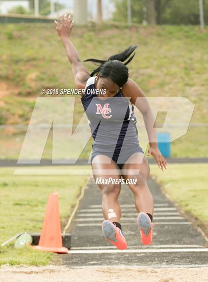Thumbnail 1 in Butler Invitational photogallery.