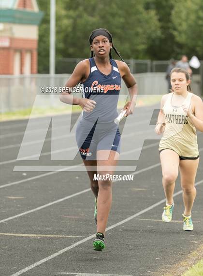 Thumbnail 2 in Butler Invitational photogallery.